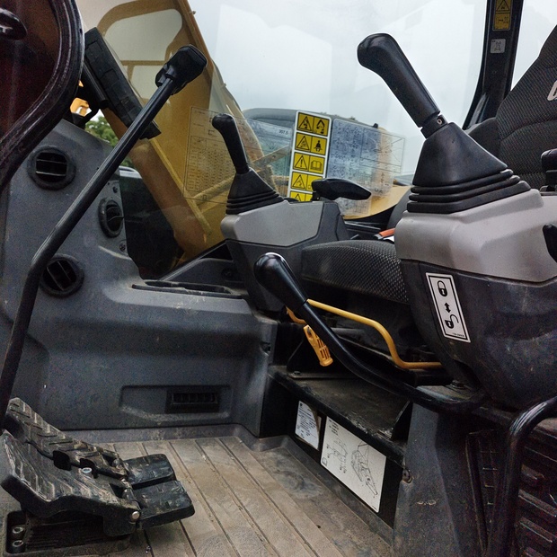 2023 كاتربيلر 307.5-44005788