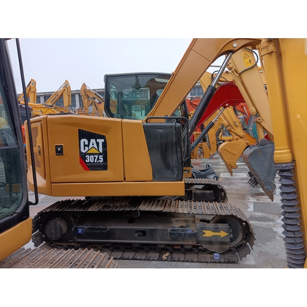 2023 كاتربيلر 307.5-44005800