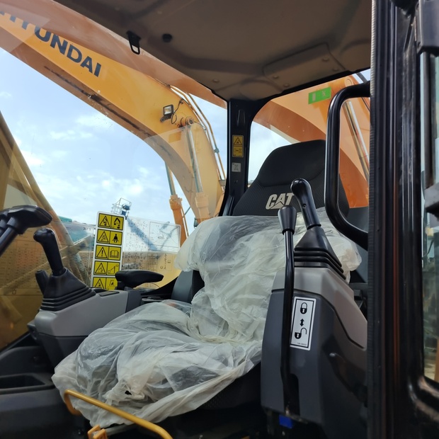 2023 Caterpillar 307.5-44005810