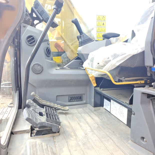 2023 Caterpillar 307.5-44005812