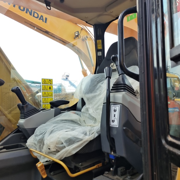 2023 Caterpillar 307.5-44005813