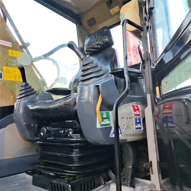 2023 Caterpillar 320D-44005856