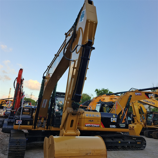 2023 Caterpillar 320D-44005864