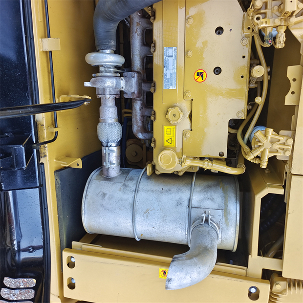 2023 Caterpillar 320D-44005871