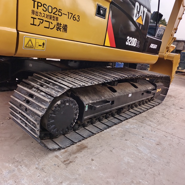 2023 Caterpillar 320D-44005895