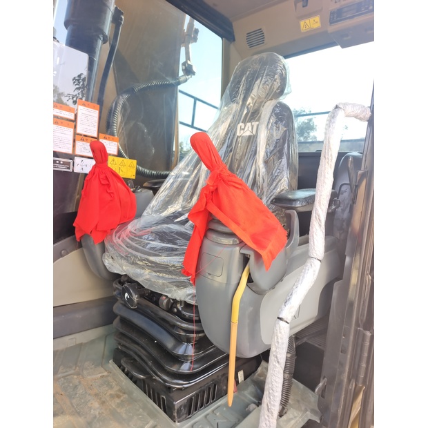 2023 كاتربيلر 320DL-44005917