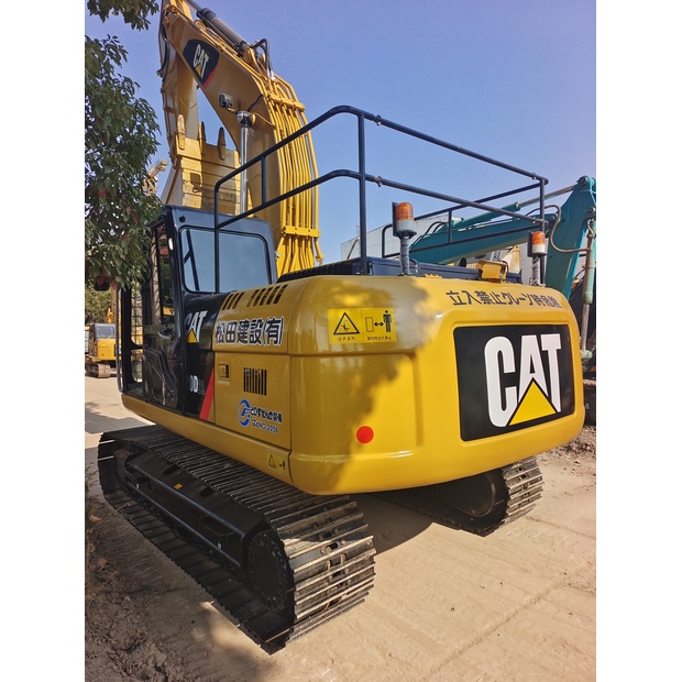 2023 كاتربيلر 320DL-44005919