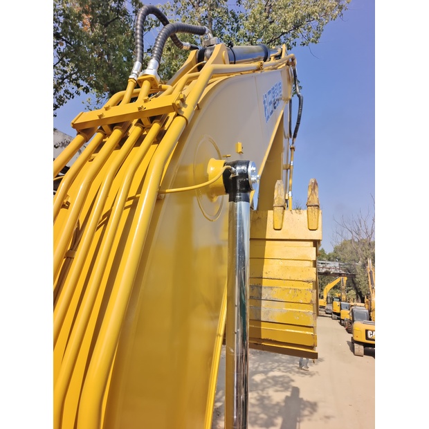 2023 كاتربيلر 320DL-44005924