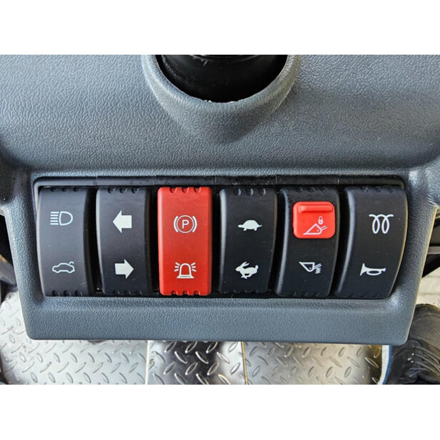 2025 Heracles H220-44006036