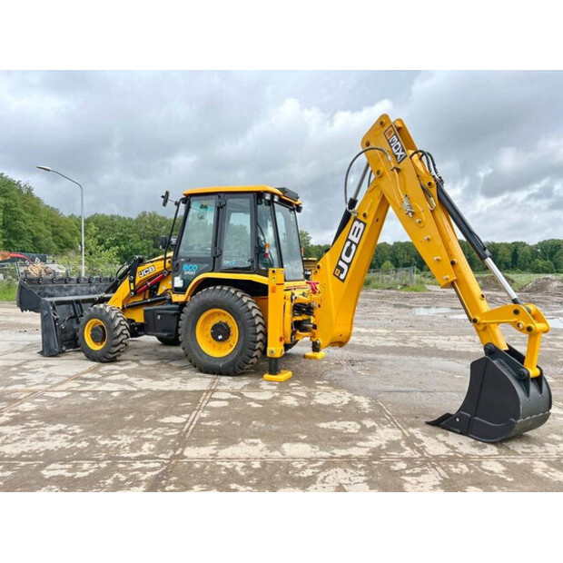 2024 JCB 3DX-44006081