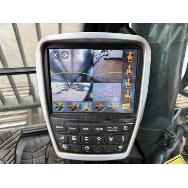 2018 Hyundai HX380L-44006108