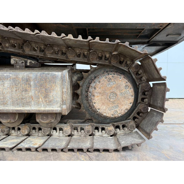 2018 Hyundai HX380L-44006115