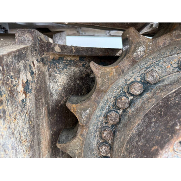 2018 Hyundai HX380L-44006116