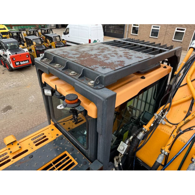 2018 Hyundai HX380L-44006123