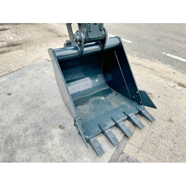 2024 هيونداي HX60PRO-44006137