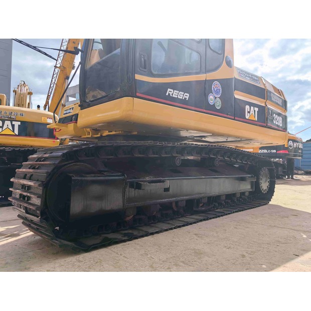 2019 كاتربيلر 320B-44006231