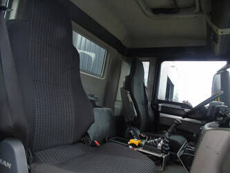 2013-man-tgs-32-400-1389927-44006513