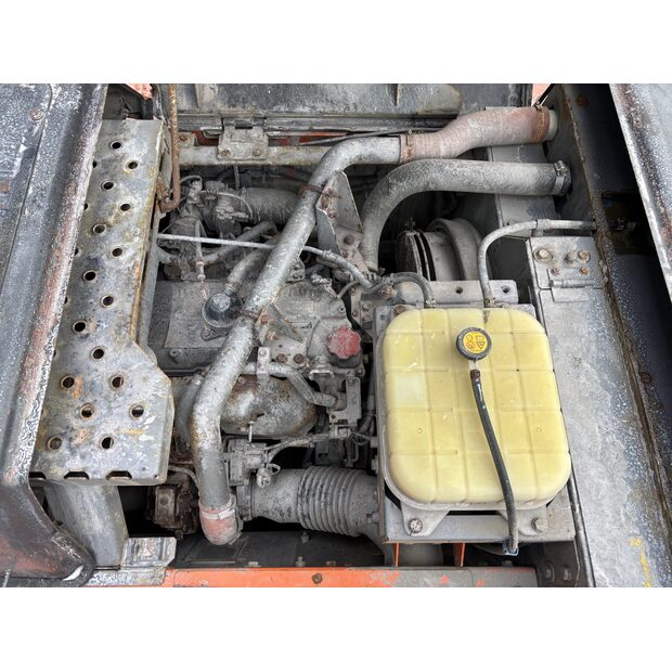 2018 هيتاشى ZX210LC-6-44012500