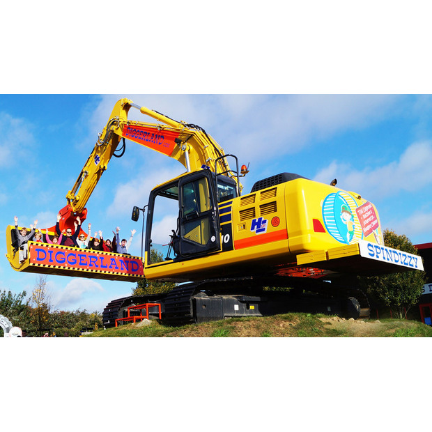 2017 كوماتسو PC210LC-10-44012579