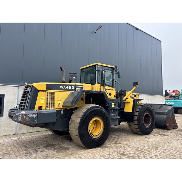 2005 كوماتسو WA480-5H-44012634