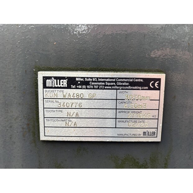 2005 كوماتسو WA480-5H-44012639