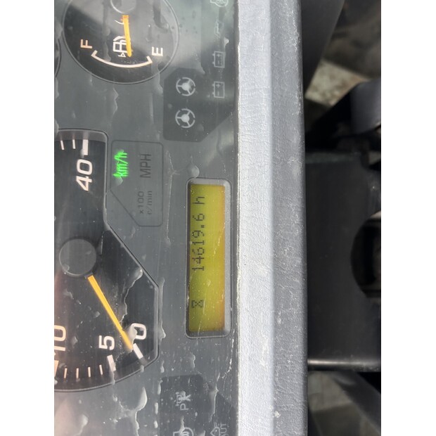 2005 كوماتسو WA480-5H-44012648