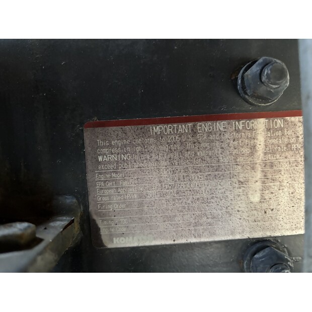 2005 كوماتسو WA480-5H-44012654