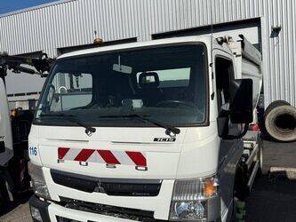 2020-mitsubishi-fuso-canter-1389838-44018588