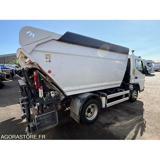 2020 Mitsubishi Fuso CANTER-44018590