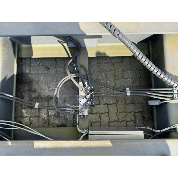 2006 Elme 340-3093-44018851