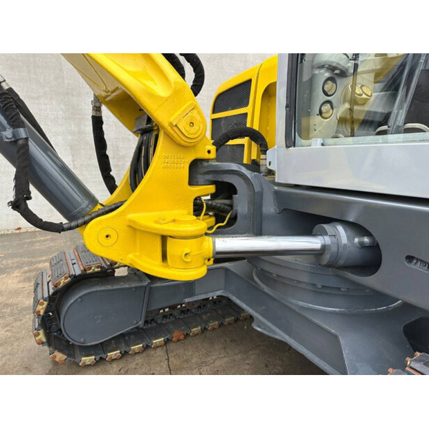 2014 Neuson 8003-44018924