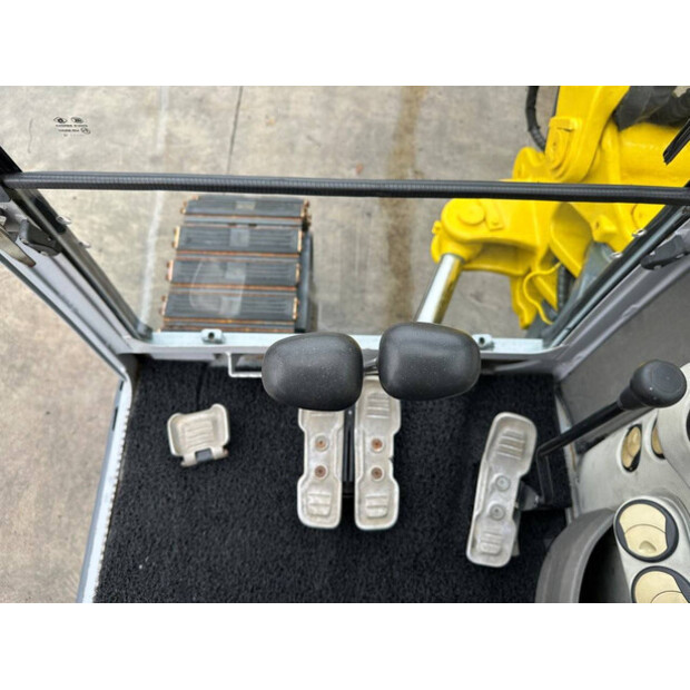 2014 Neuson 8003-44018945