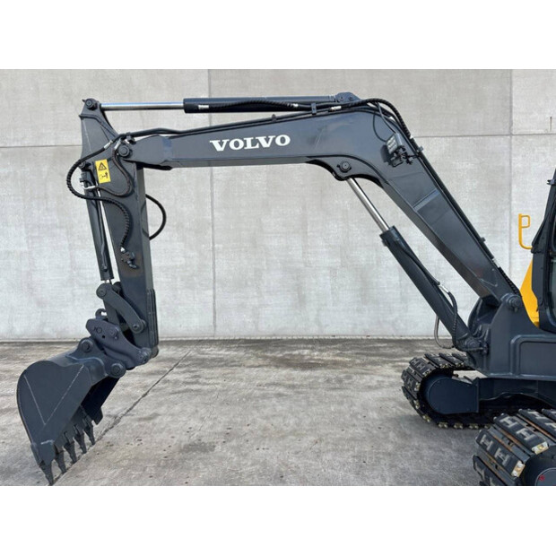 2017 فولفو EC55D-44018960