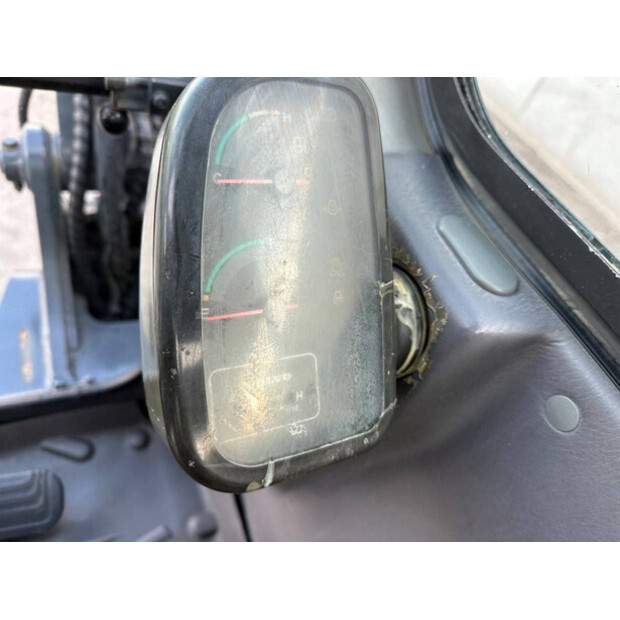 2017 فولفو EC55D-44018984