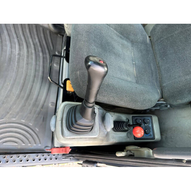 2017 فولفو EC55D-44018986