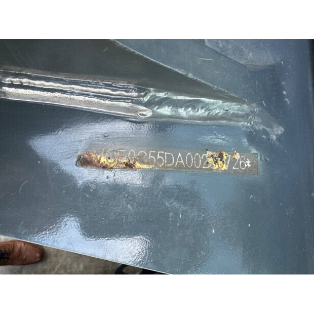 2017 فولفو EC55D-44018990