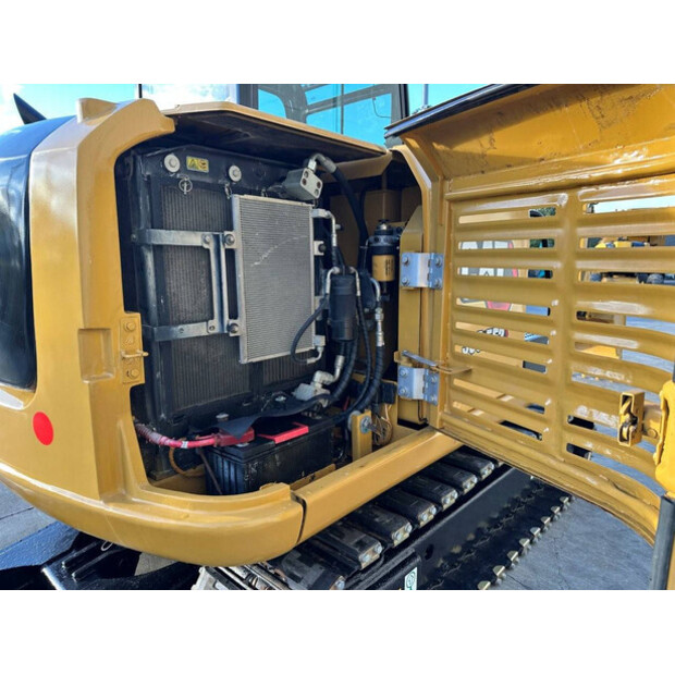 2015 Caterpillar 305.5E2-44019057