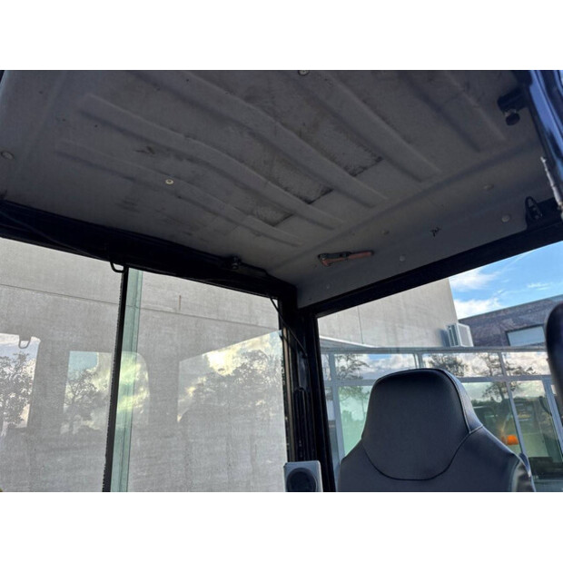 2015 Caterpillar 305.5E2-44019066