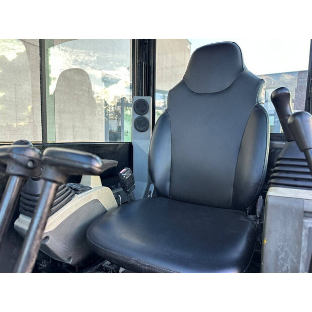 2015 Caterpillar 305.5E2-44019067