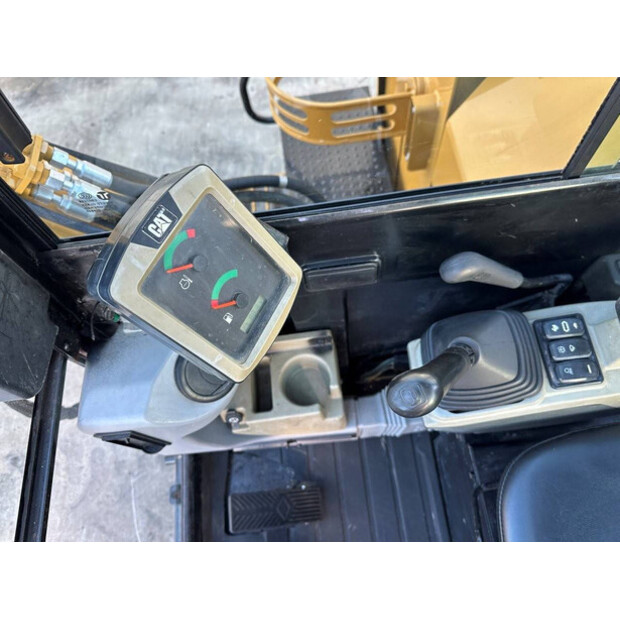 2015 Caterpillar 305.5E2-44019069