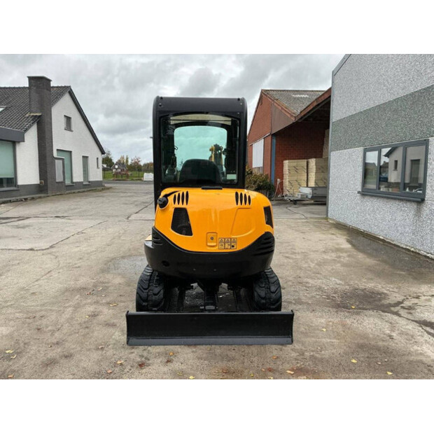 2015 جيه سي بي 8026 CTS-44019237