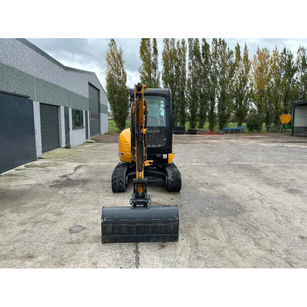 2015 جيه سي بي 8026 CTS-44019238