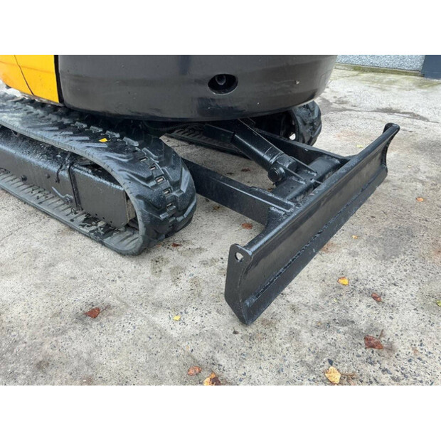 2015 جيه سي بي 8026 CTS-44019249