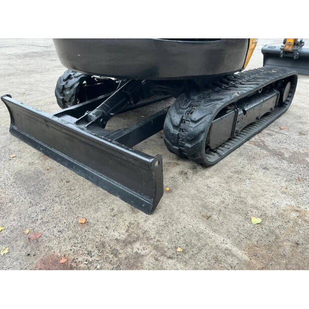 2015 جيه سي بي 8026 CTS-44019251