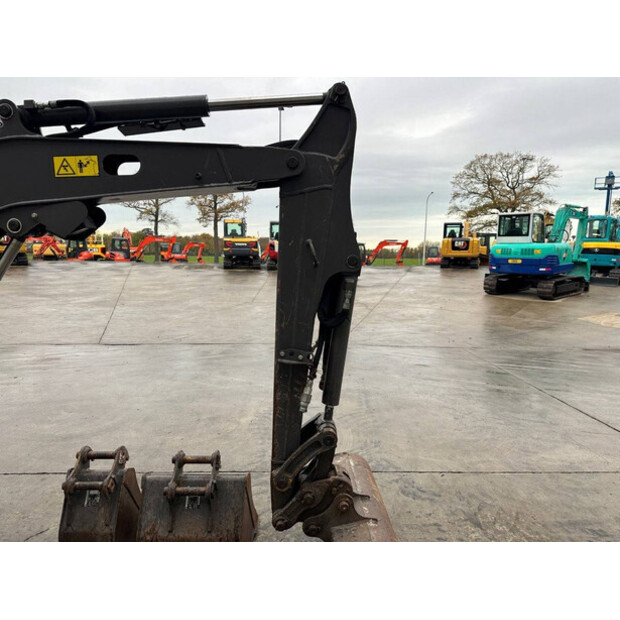 2020 Volvo EC20E-44019465