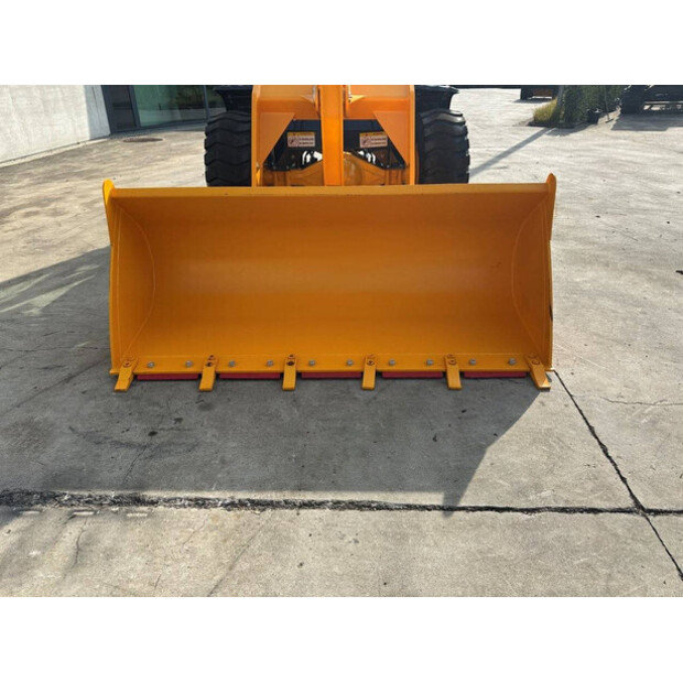 2025 Blanche TW36-44019597