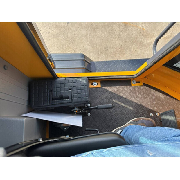 2025 Blanche TW36-44019625