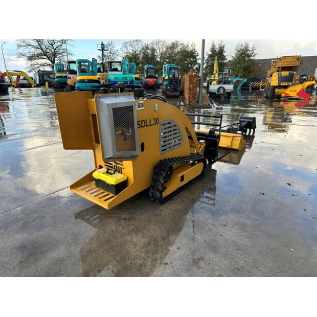 2025 Å koda SDLL30-44019673