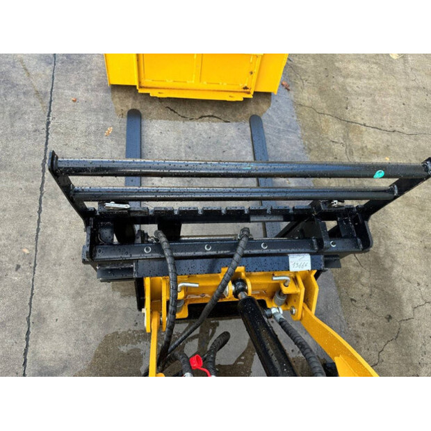 2025 Å koda SDLL30-44019688