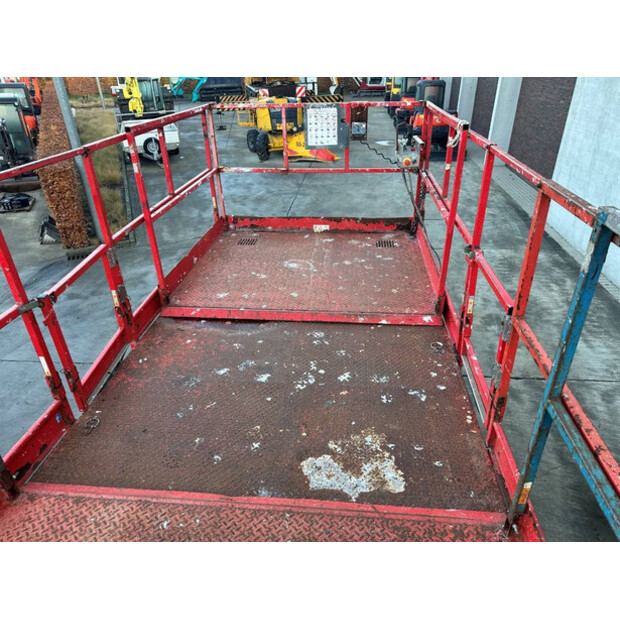 2013 سكايجاك SJ9250-44019824